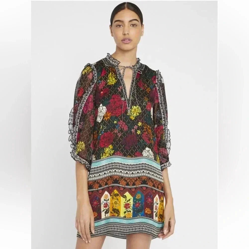 Alice + Olivia beautiful printed mini dress size L